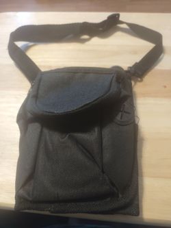 7 different pockets for storage get carrier pocket carrier