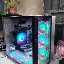 Ryzen 5 9600X Gaming PC With RX9070 XT 16GB
