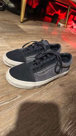 Women’s Size 8 Dark Blue Vans