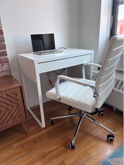 White desk and chair set