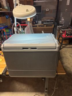 Colman electric cooler model 5644