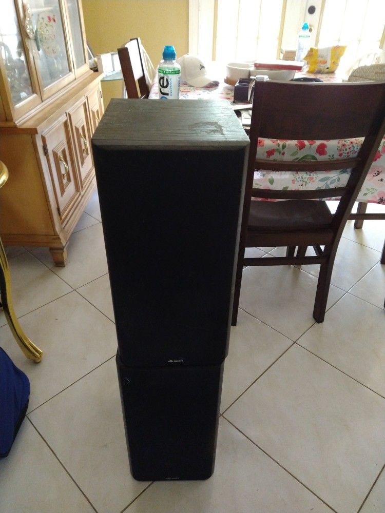 Polk Audio RT7 Speakers. Set Of 2 (Obo)