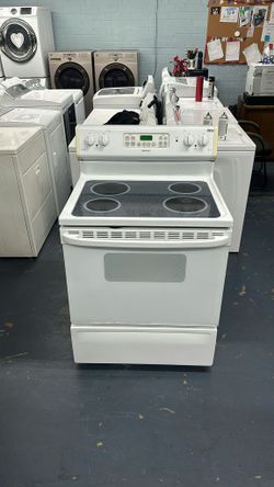 Hot Point Ele ctric St ove Can Deliver White