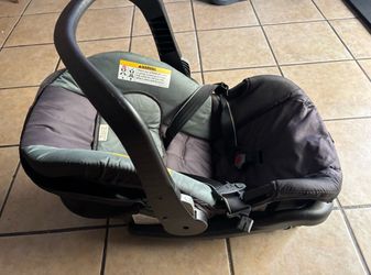 Infant car seat