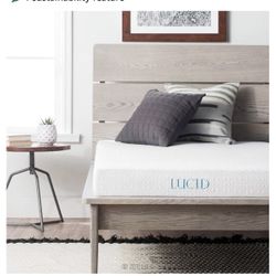 Twin  LUCID 5 Inch Gel Memory Foam Dual-Layered-CertiPUR-US Certified-Firm Feel Mattress, Twin, White