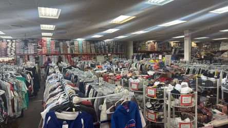 Costco Items For Sale 25% To 60 % Off Of Retail Shoes Clothes Cleaning Supplies Miscellaneous Costco 