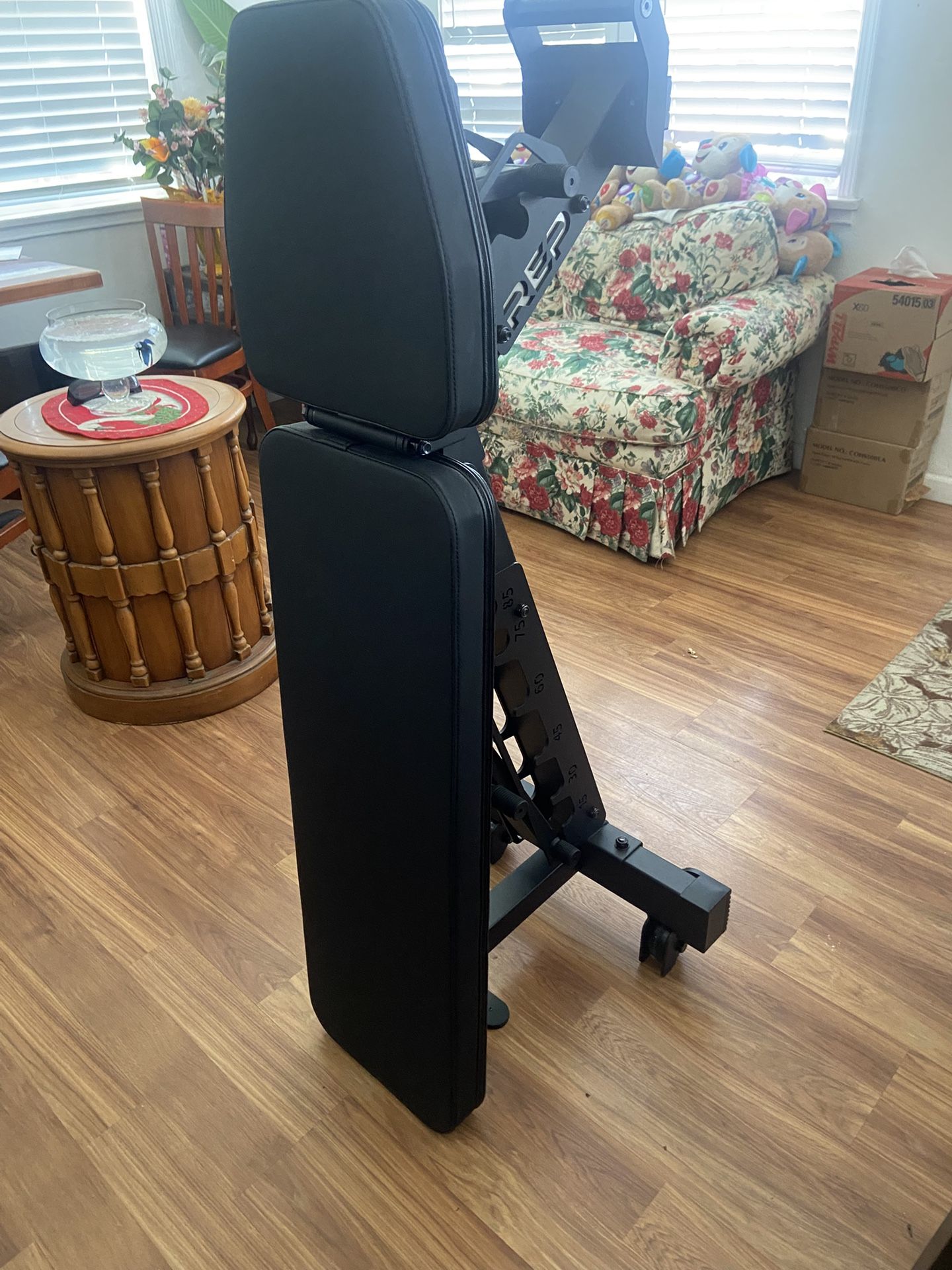 AB-4100 Adjustable Weight Bench (Matte black)