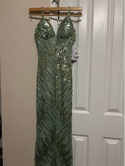 Prom Dress-New, size 1/2