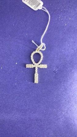 Gold, Diamond Pendant
