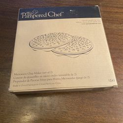 The Pampered Chef Microwave Chip Maker NIB Set Of 2 #1241