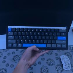 Iquinix EZ 60 Wired Keyboard
