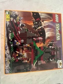 Vintage Lego System Ninja Set(6088), Robber’s Retreat 100% Complete Set, Produced in 1998.