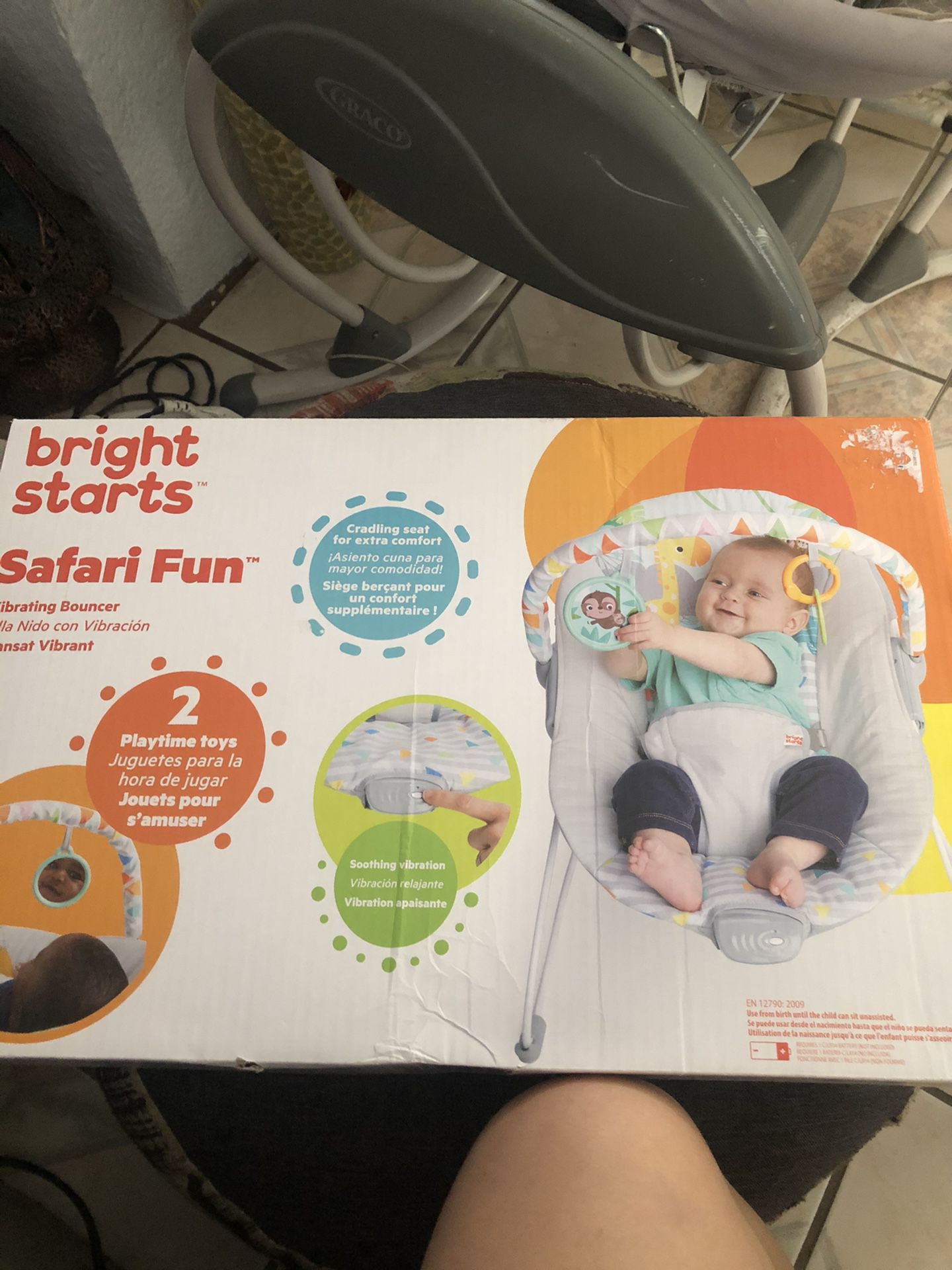 Vibrating bouncer for baby’s