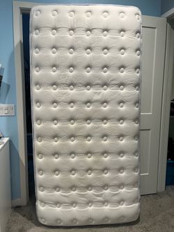 Sealy twin sized used mattress good condition