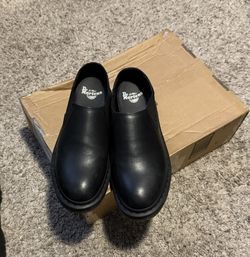 Dr Martens Slip On