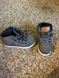 Levis boys shoes