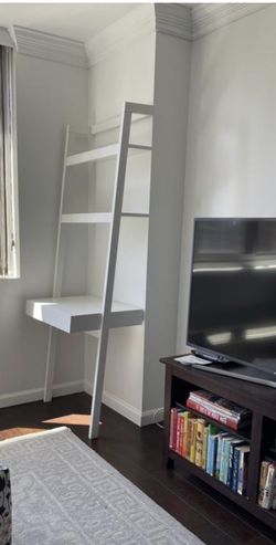 Desk Stand 1drawer Some Minor Scratches 