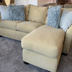 LaZBoy Sectional Movable Chaise 