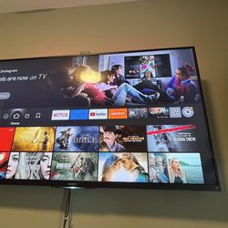 Sony BRAVIA 43” 4K Ultra HD TV in excellent condition. Very well maintained, no damage, works perfectly.