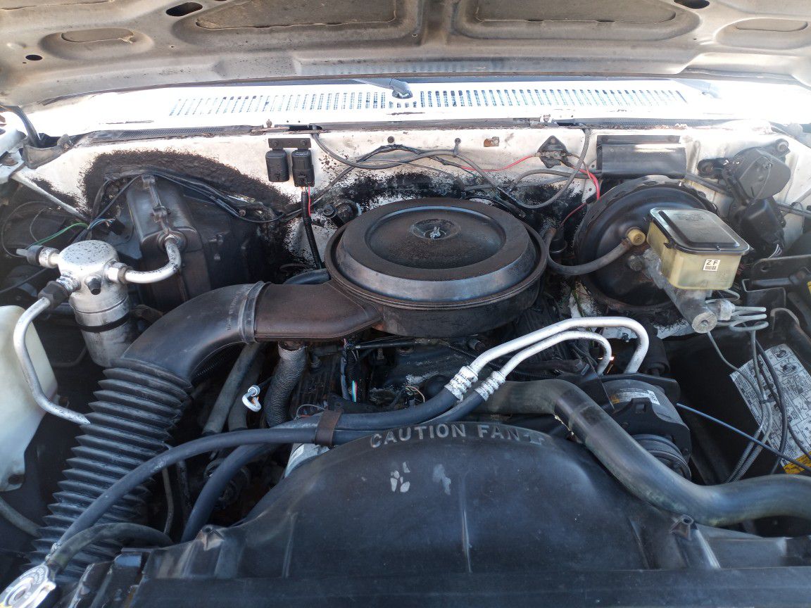 1987 Chevrolet R10 Suburban