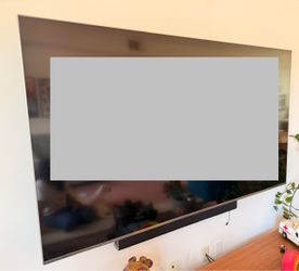 Samsung 75” QLED 4K Smart TV – FOR PARTS / REPAIR - $125 OBO