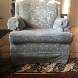 Comfortable Swivel chair 