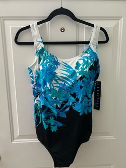 Longitude scoop back one piece Size 16W (Brand New)
