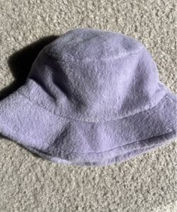 Brand new furry bucket hat