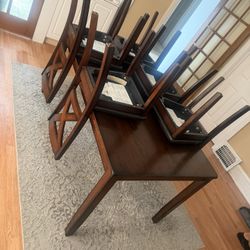 Table & 5 Chairs & Rug