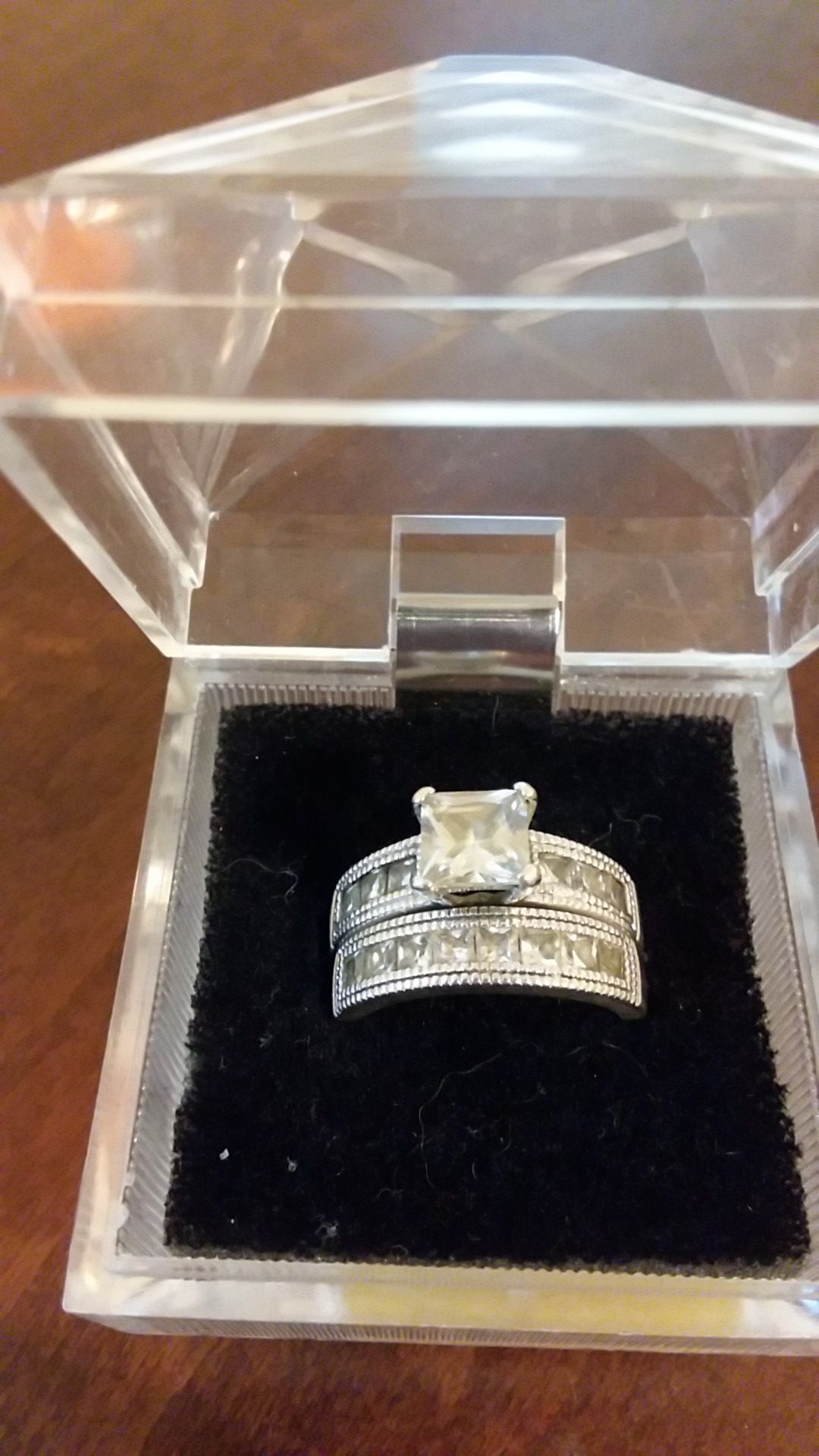 Vintage Avon Sterling Silver Engagement Ring & Wedding Band Set