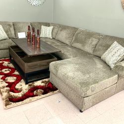 Hoylake Chocolate RAF Sectional / couch 