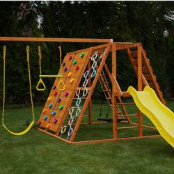 Backyard Climbing And Swing Set by Avenlur (Never Used! Still Boxed)