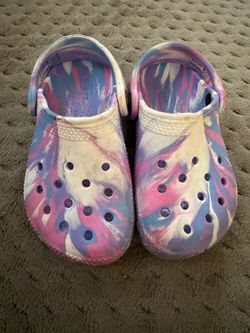 Crocs size 8c $10