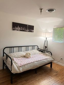 IKEA Twin/Queen Daybed