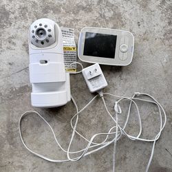 Baby monitor camera
