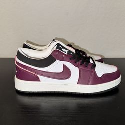Nike dunks low