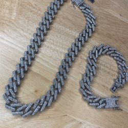 Nice Designer Chain With Bracelet 60
