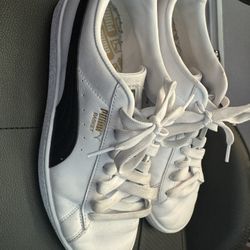 White Puma Baskets