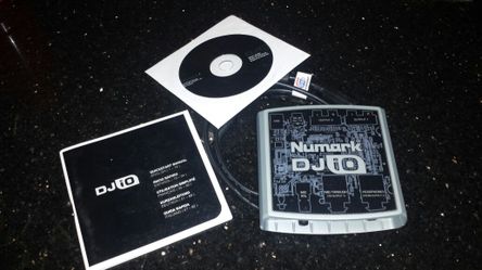 Numark DJiO.