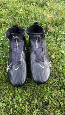 NIKE football Cleats