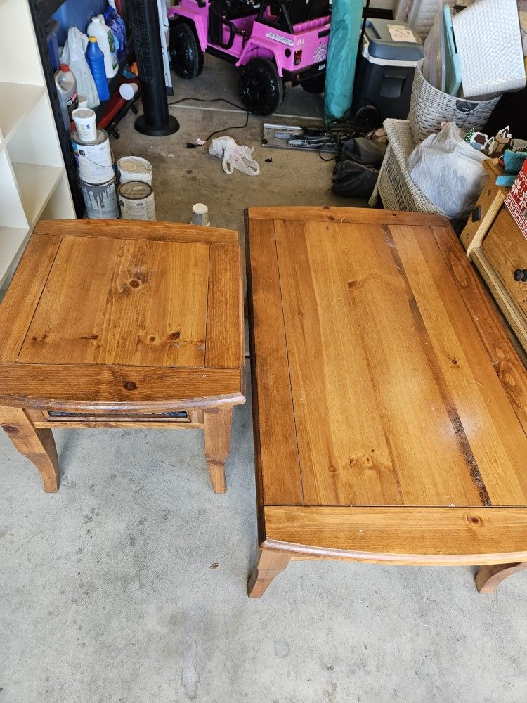 Coffee Table & Side Table
