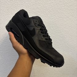 Nike Air Max 90  Triple Black 