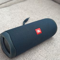 JBL Flip 5 Bluetooth Speaker + Carrying Strap
