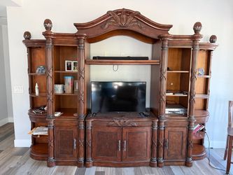 Beautiful entertainment center