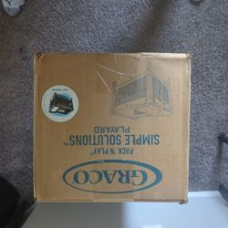 Graco Pack 'N Play Simple Solutions Playard