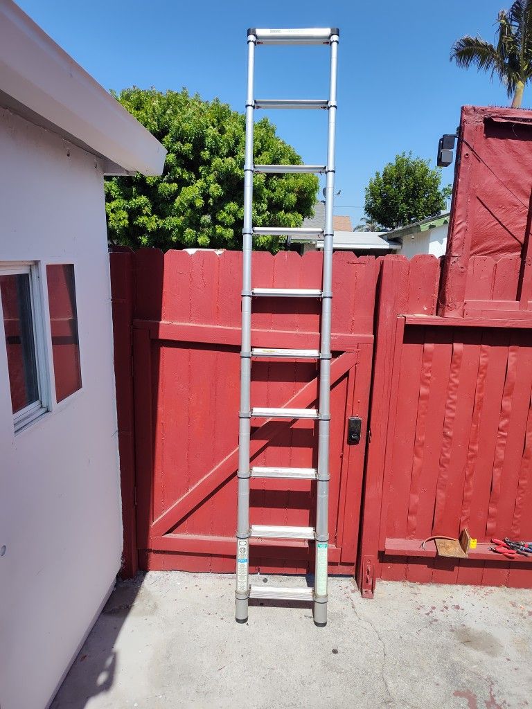 Aluminum Ladder