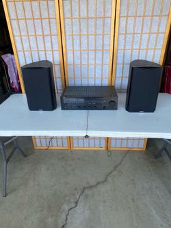 Vintage Yamaha R-7(Made in Japan) Stereo Rec. W/ Insignia Speakers