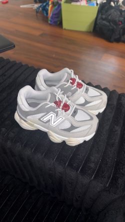 New Balance 9060 - Toddler 8C