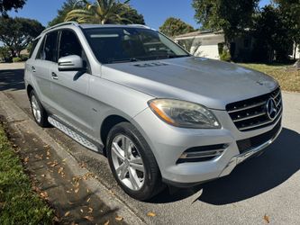 Mercedes-Benz 2012 ML 350