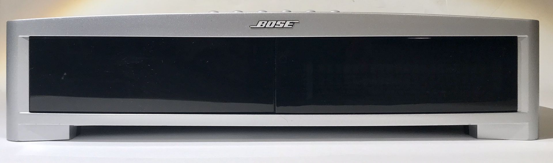 Bose Model AV3-2-1 III Media Center. Console Only